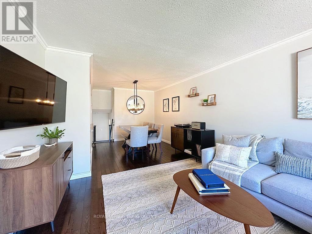 Property at 2456 PADSTOW CRESCENT image 5