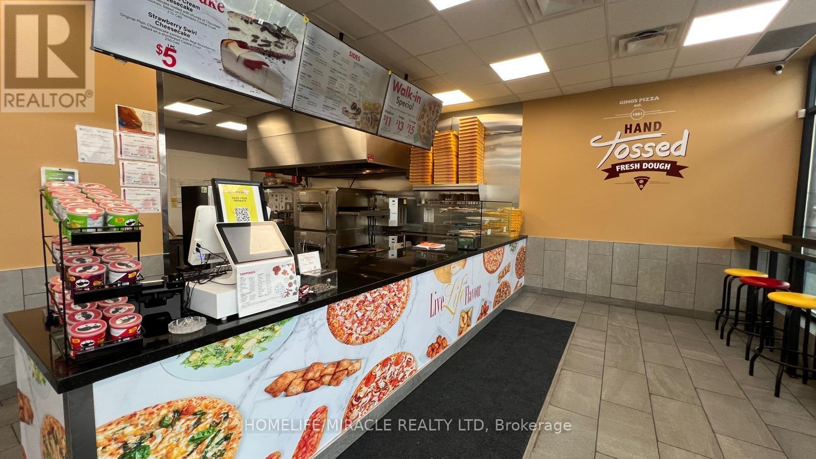 2 - 1706 Dundas Street E, Mississauga, Ontario  L4X 1L7 - Photo 4 - W12302425