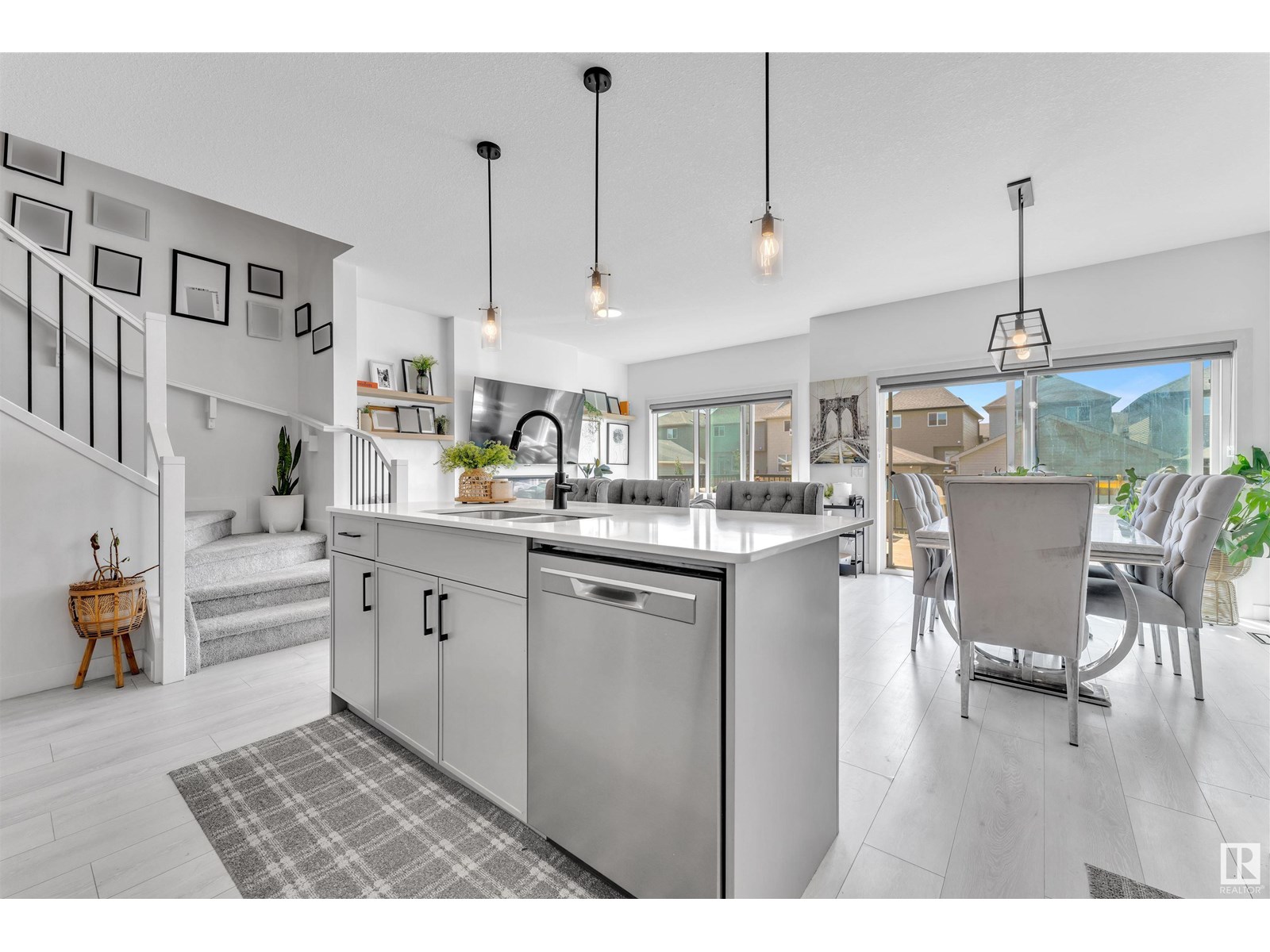2890 Coughlan Green Dr Sw, Edmonton, Alberta  T6W 4B2 - Photo 1 - E4449196