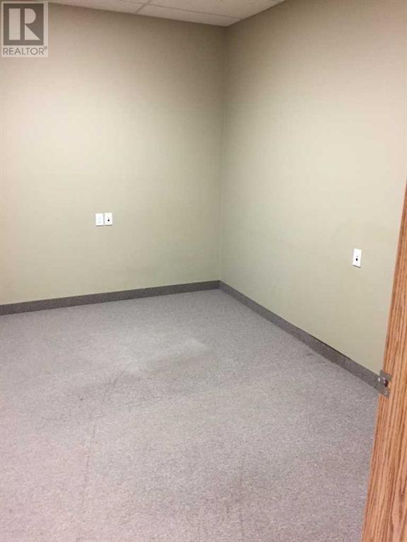 Unit 2, 5204 49 Street, Rocky Mountain House, Alberta  T4T 1T2 - Photo 9 - A2242256