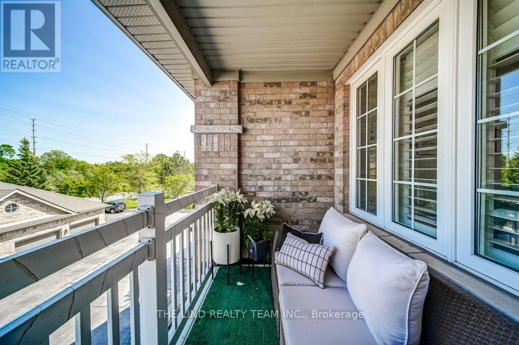 Property at 33 - 520 SILKEN LAUMANN DRIVE image 4