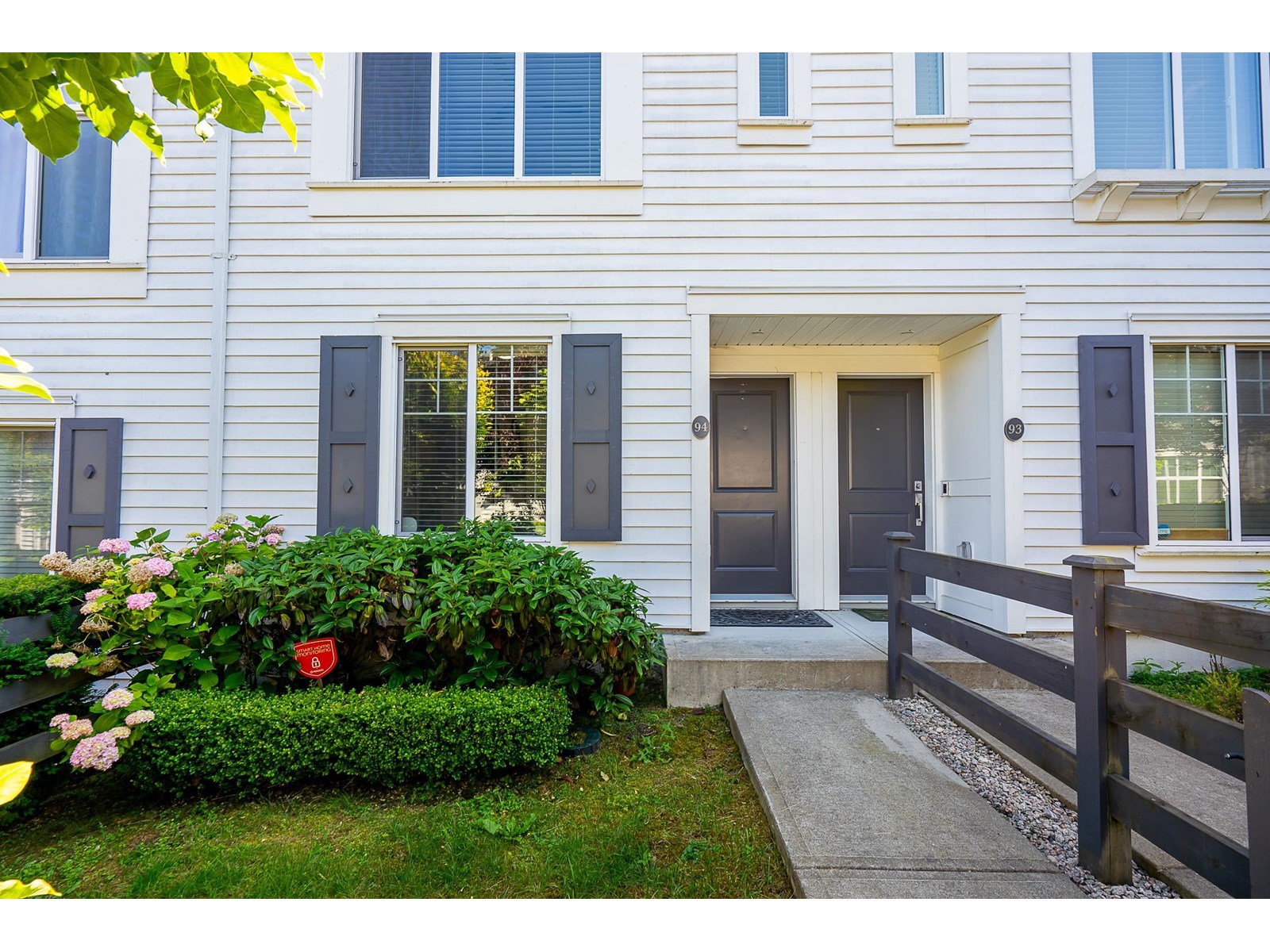 94 8130 136a Street, Surrey, British Columbia  V3W 1H9 - Photo 2 - R3029941