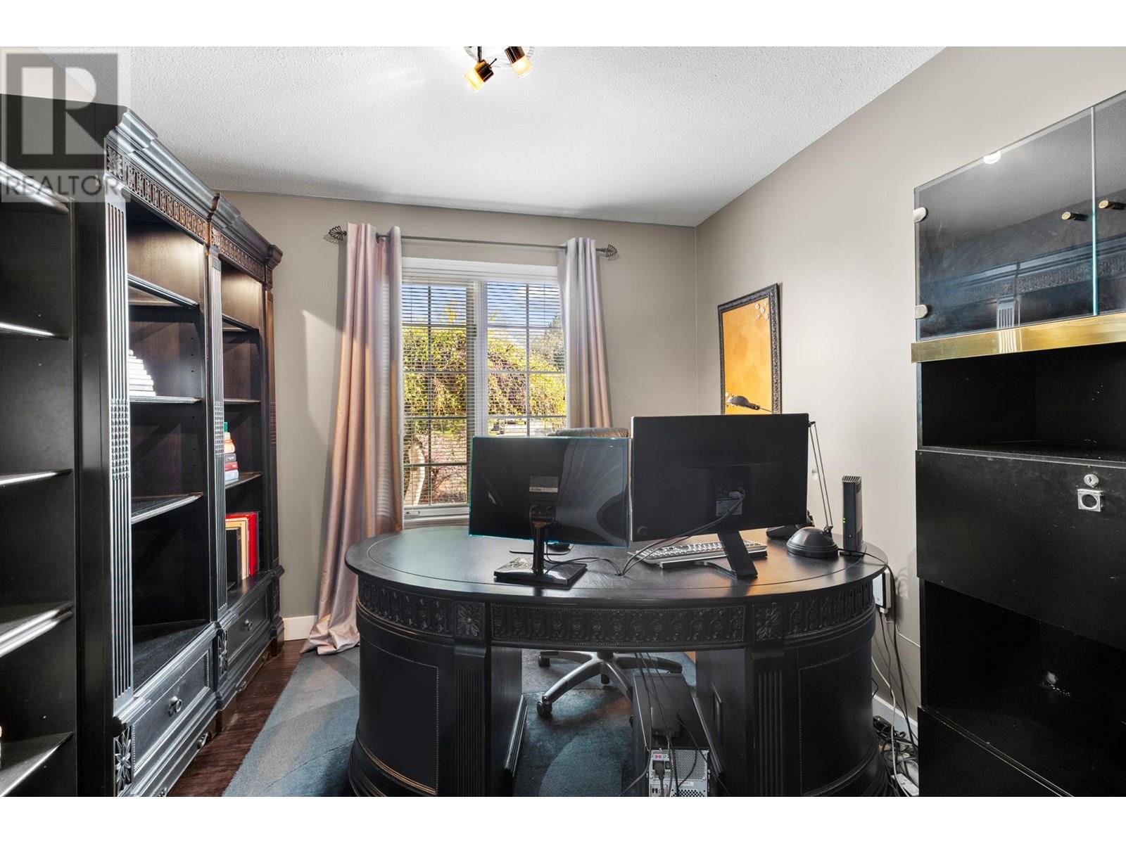 636 Welke Road, Kelowna, British Columbia  V1W 1A7 - Photo 32 - 10356933