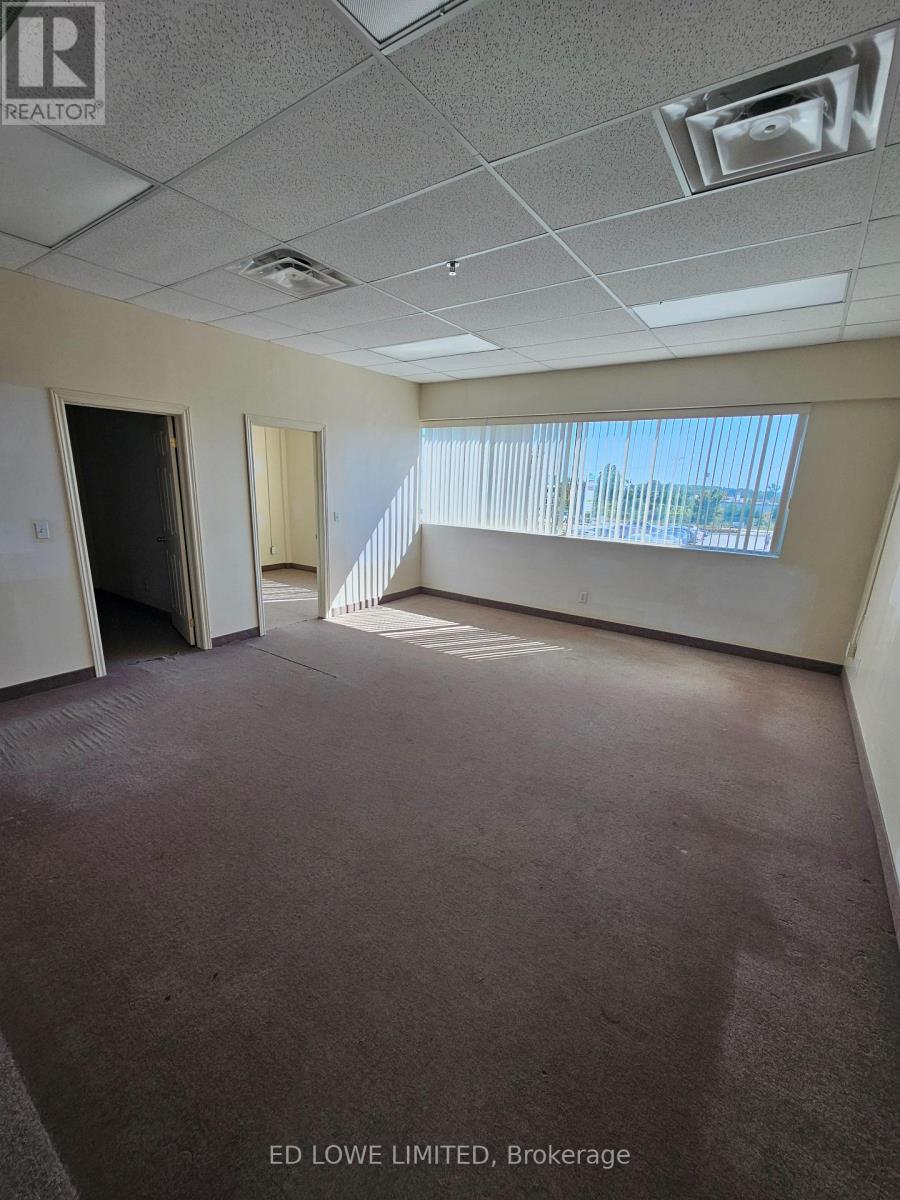 C - 576 Bryne Drive, Barrie, Ontario  L4N 9P6 - Photo 6 - S12227008