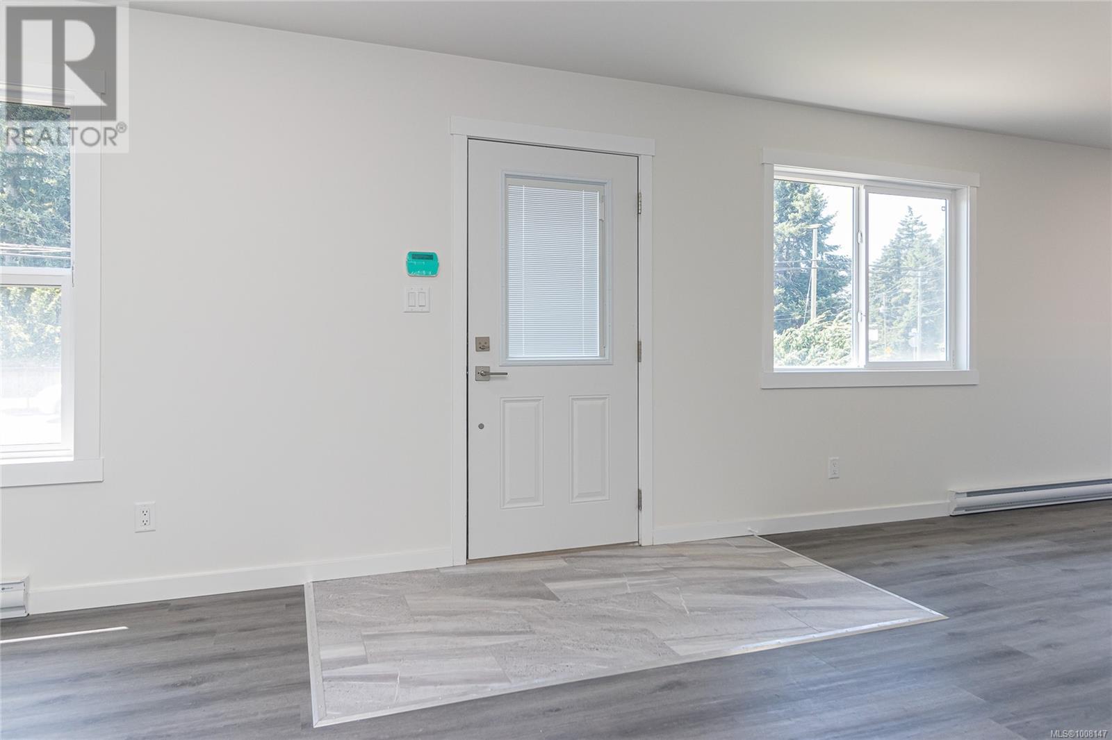 5350 Metral Dr, Nanaimo, British Columbia  V9T 2K8 - Photo 5 - 1008147