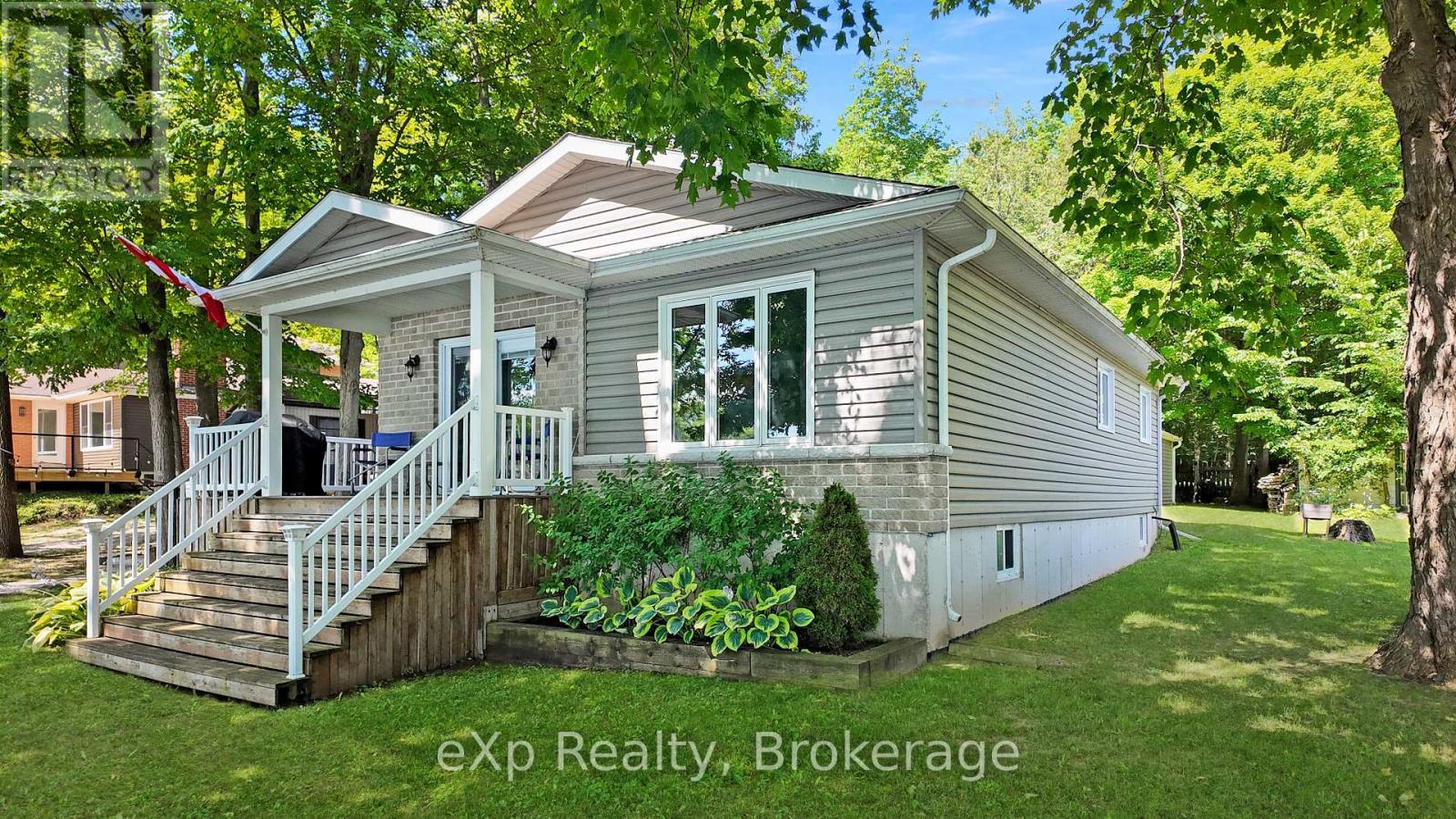 Property at 182 LAKE ROSALIND ROAD 1 image 1
