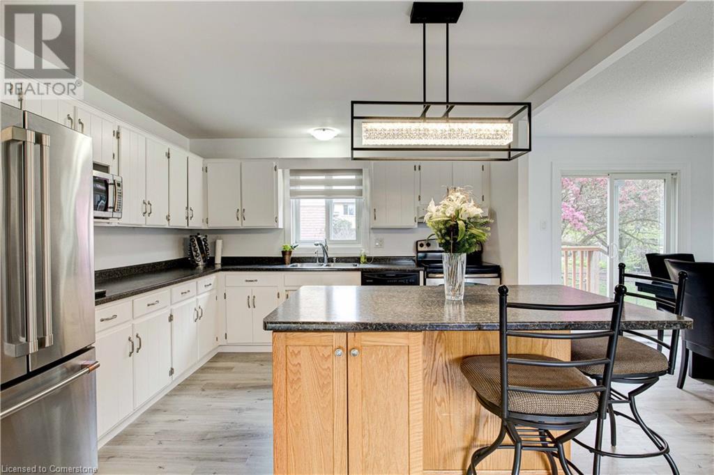 Property at 238 FOXHUNT Road image 5