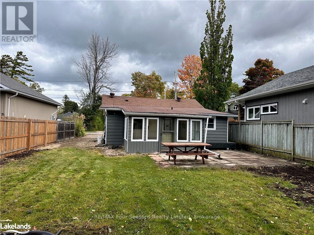 30 64th Street N, Wasaga Beach, Ontario  L9Z 1V2 - Photo 12 - S12302497