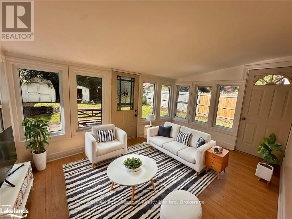 30 64th Street N, Wasaga Beach, Ontario  L9Z 1V2 - Photo 19 - S12302497