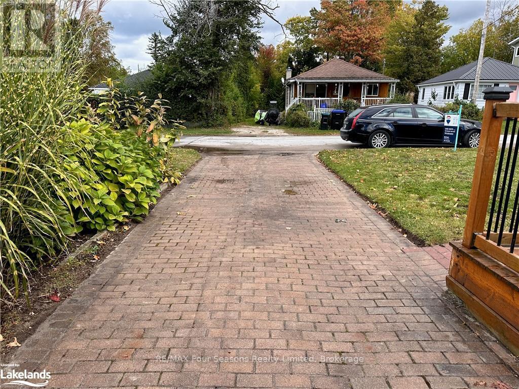 30 64th Street N, Wasaga Beach, Ontario  L9Z 1V2 - Photo 3 - S12302497