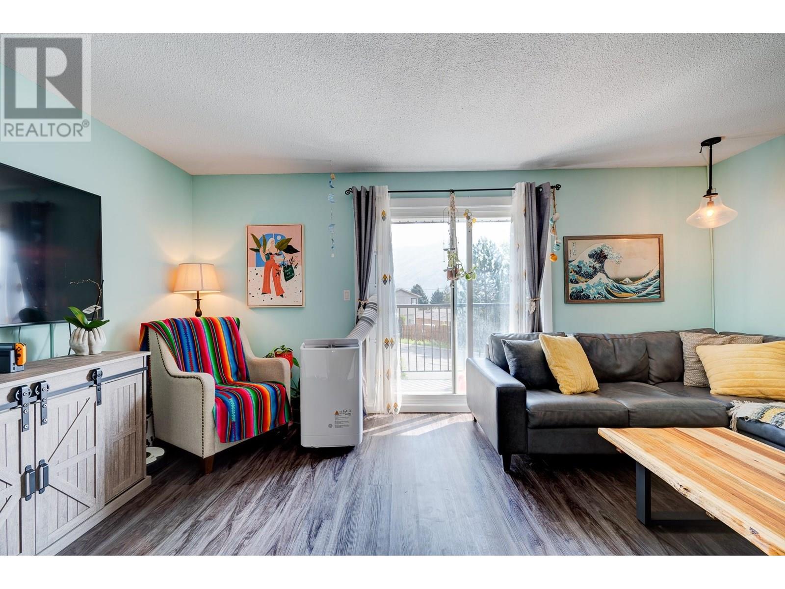 Property at 879 McQueen Drive image 5