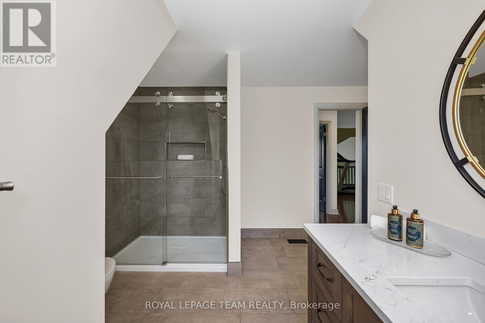 335 Hamilton Road, Russell, Ontario  K4R 0J1 - Photo 23 - X12302494