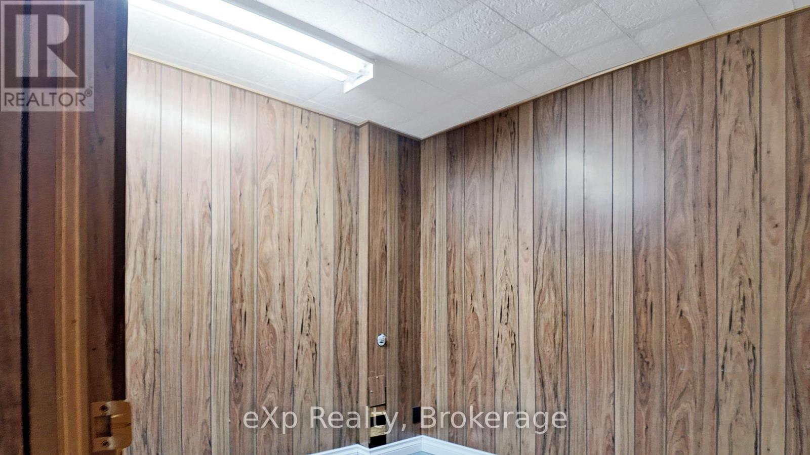 238 4th Avenue, Hanover, Ontario  N4N 2B5 - Photo 27 - X12302473