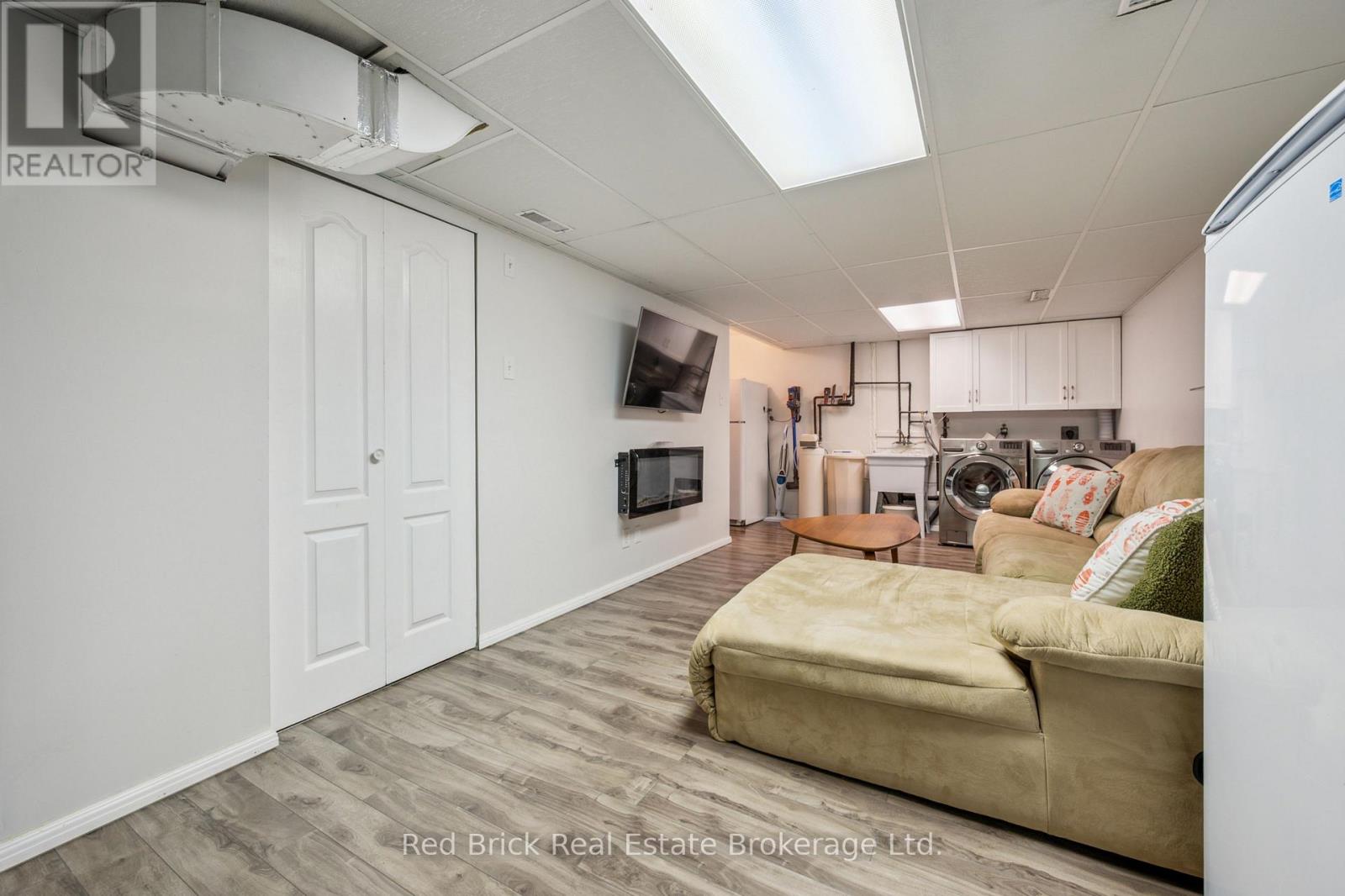 88 Watt Street, Guelph, Ontario  N1E 6W6 - Photo 30 - X12302500