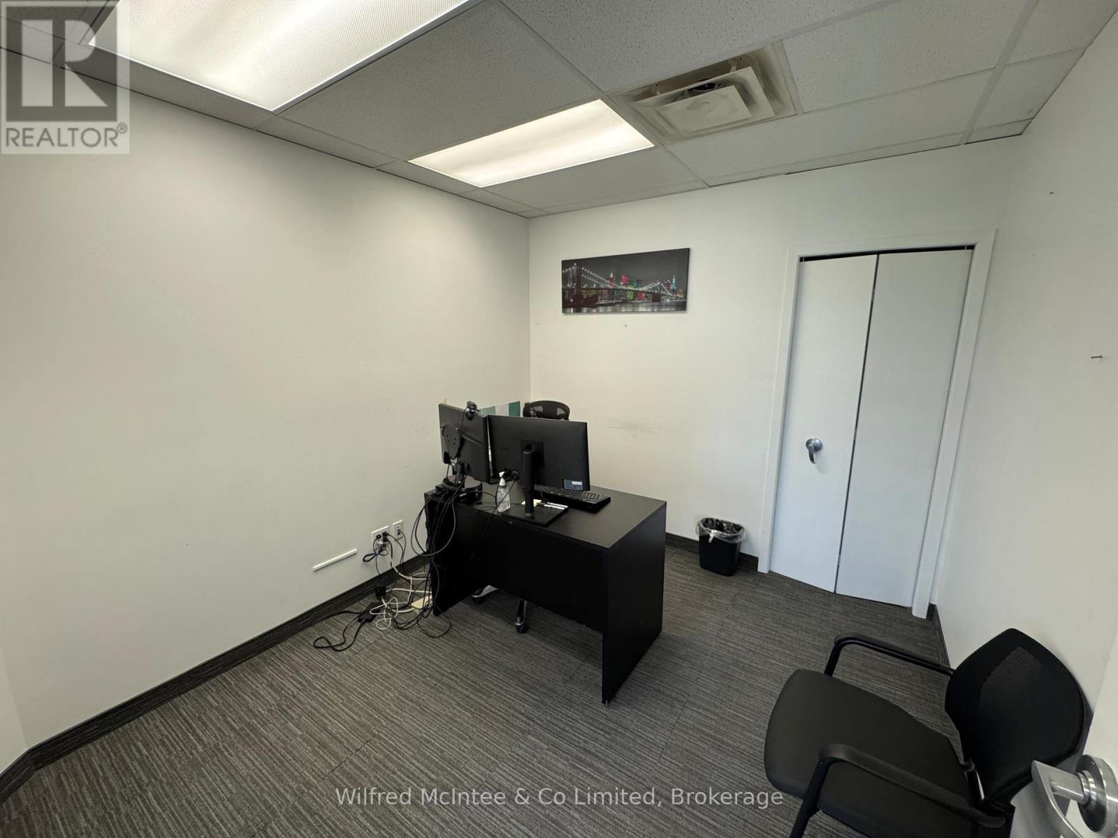 201 - 200 Mcnabb Street, Brockton, Ontario  N0G 2V0 - Photo 6 - X12302560