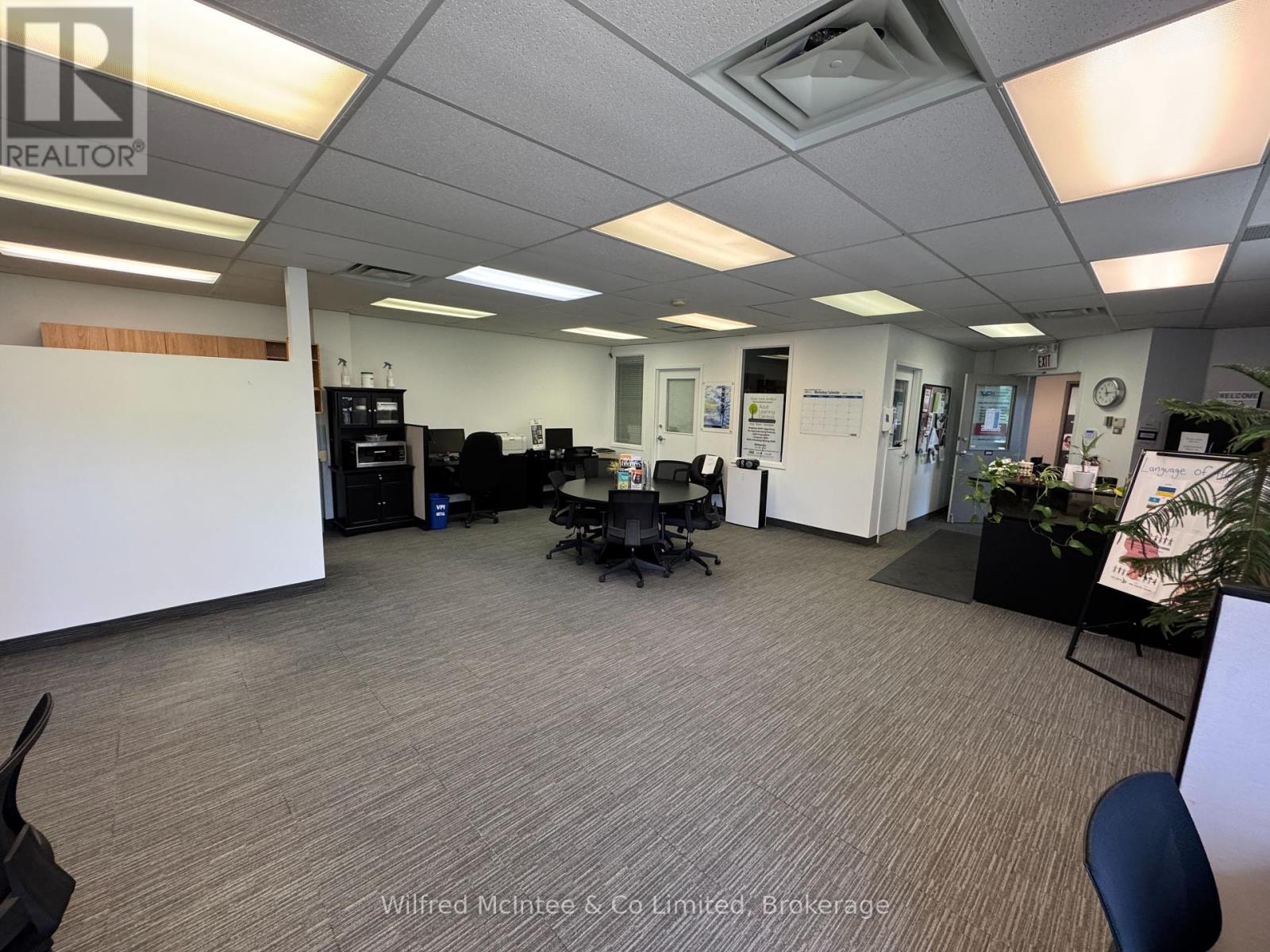 200 - 200 Mcnabb Street, Brockton, Ontario  N0G 2V0 - Photo 2 - X12302589