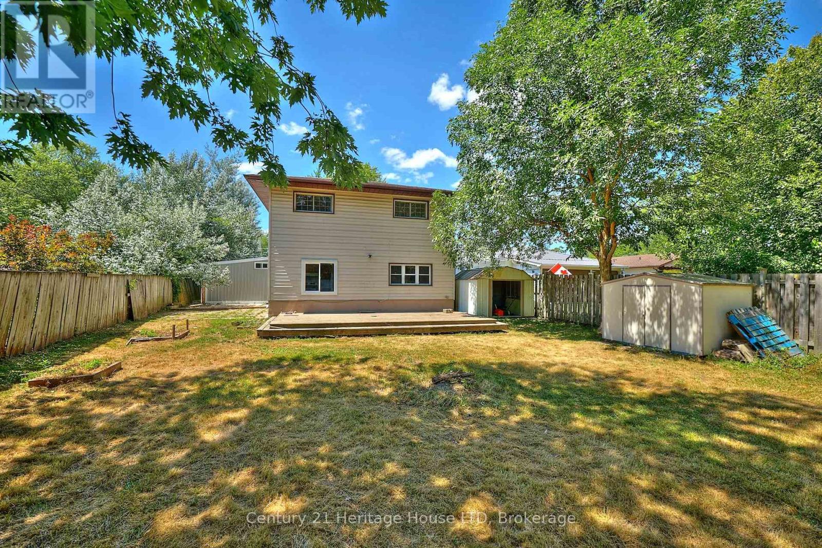 296 Rose Avenue, Fort Erie, Ontario  L2A 4M1 - Photo 25 - X12302607
