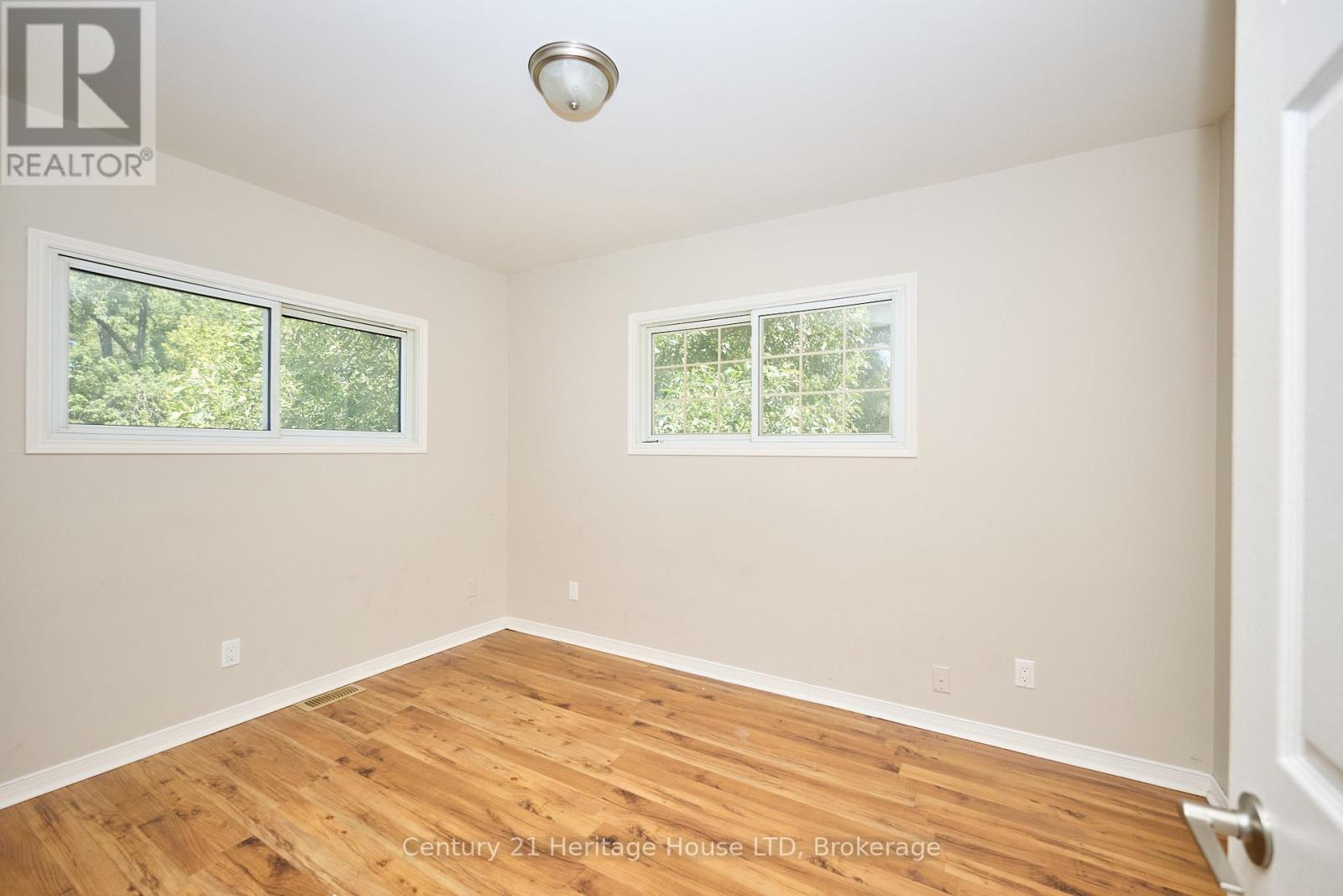296 Rose Avenue, Fort Erie, Ontario  L2A 4M1 - Photo 30 - X12302607