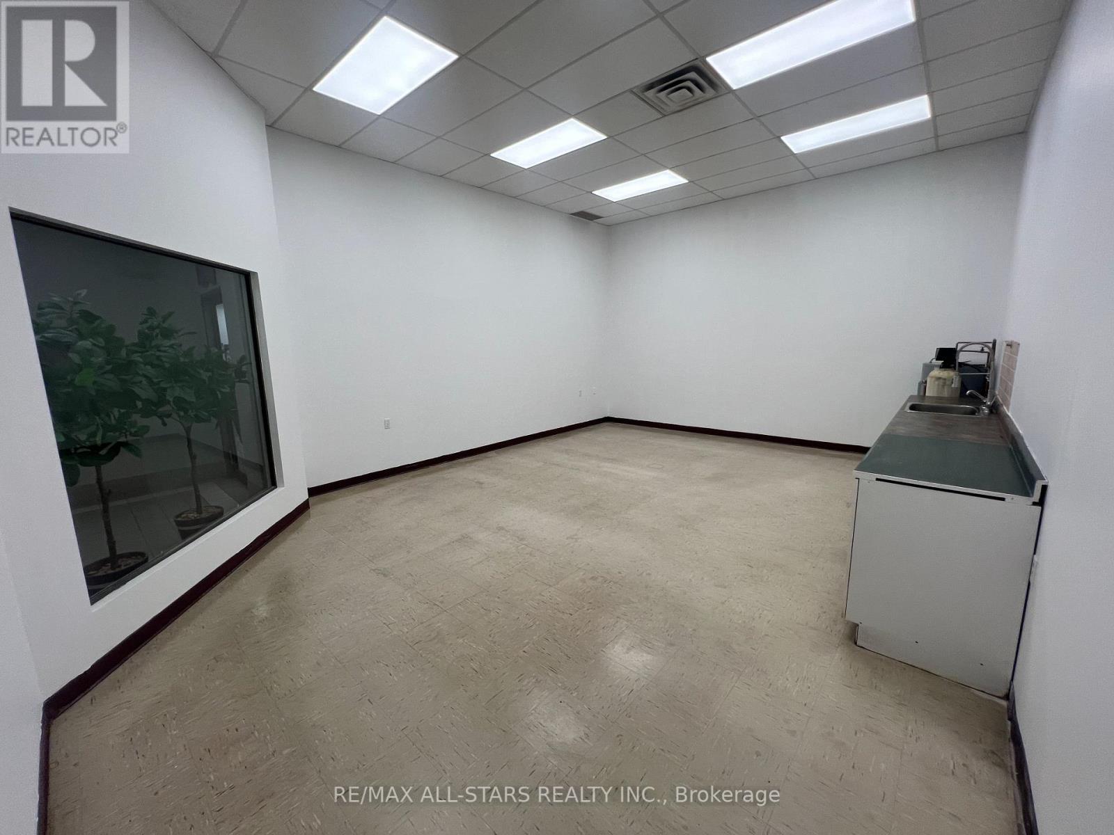 B,c - 73 Bolton Street, Kawartha Lakes (Bobcaygeon), Ontario  K0M 1A0 - Photo 15 - X12302685