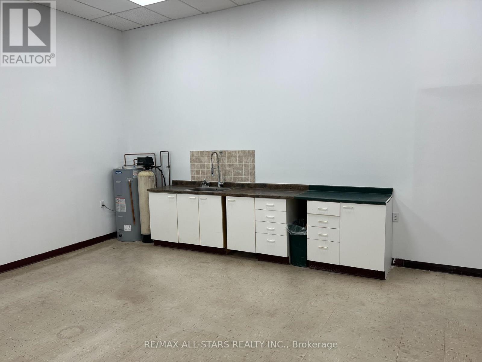 B,c - 73 Bolton Street, Kawartha Lakes (Bobcaygeon), Ontario  K0M 1A0 - Photo 16 - X12302685