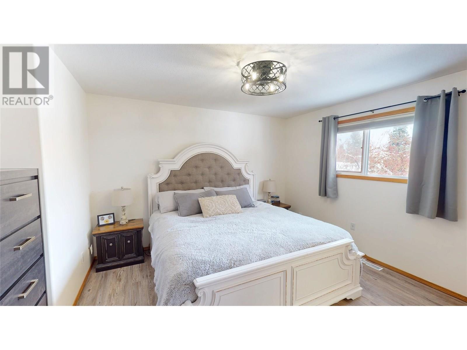121 10th Street S, Cranbrook, British Columbia  V1C 4P5 - Photo 47 - 10349373