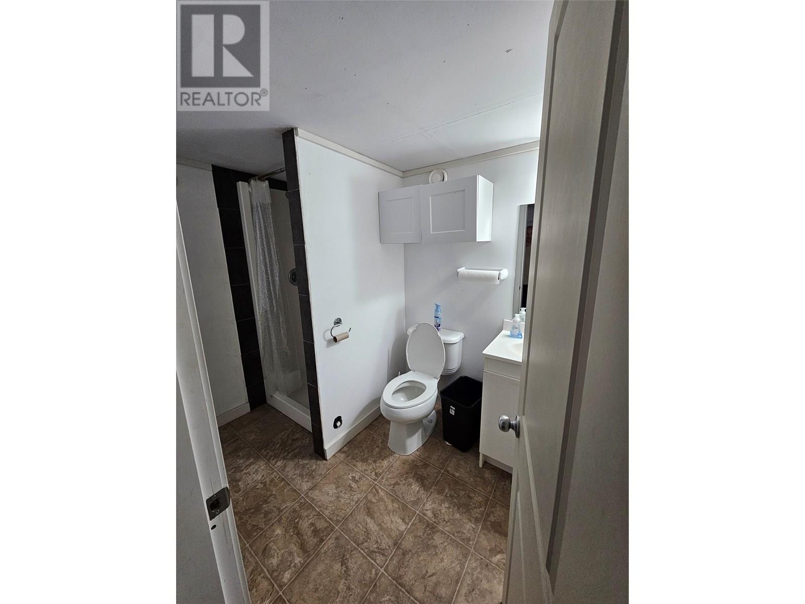 740 Waddington Drive Unit# 2, Vernon, British Columbia  V1T 9E9 - Photo 7 - 10356966