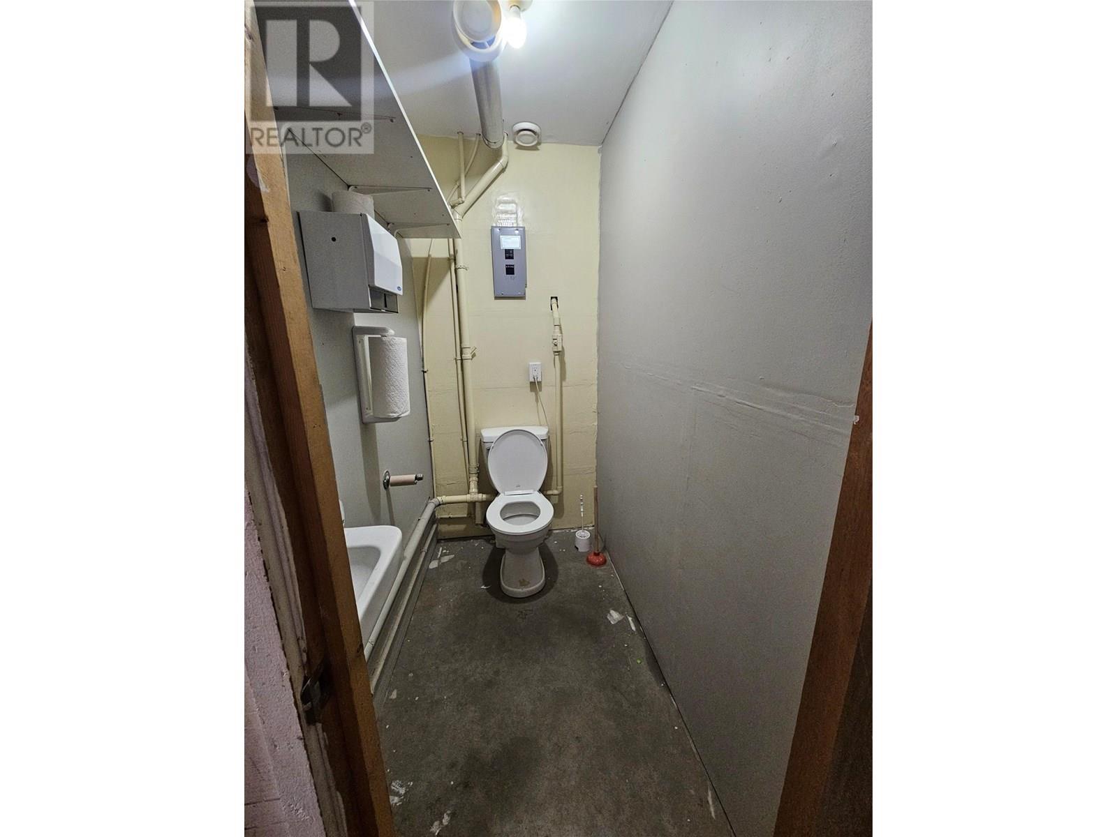 740 Waddington Drive Unit# 2, Vernon, British Columbia  V1T 9E9 - Photo 11 - 10356966