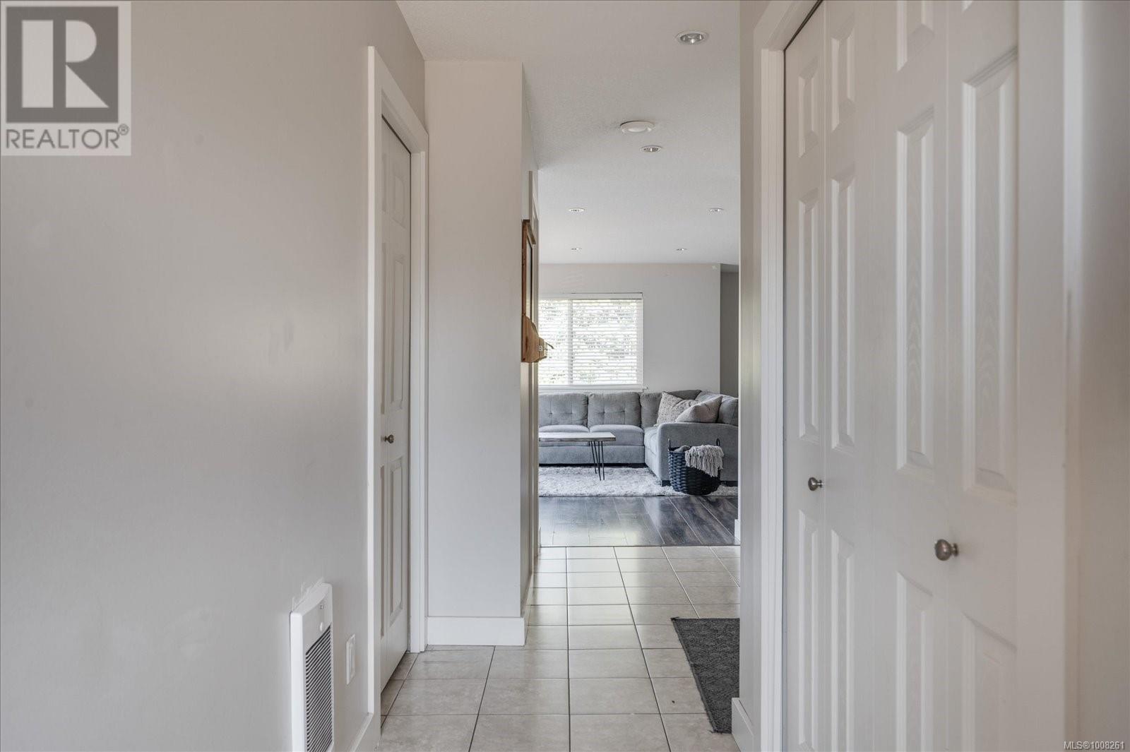 Property at 148 Victoria Rd image 3