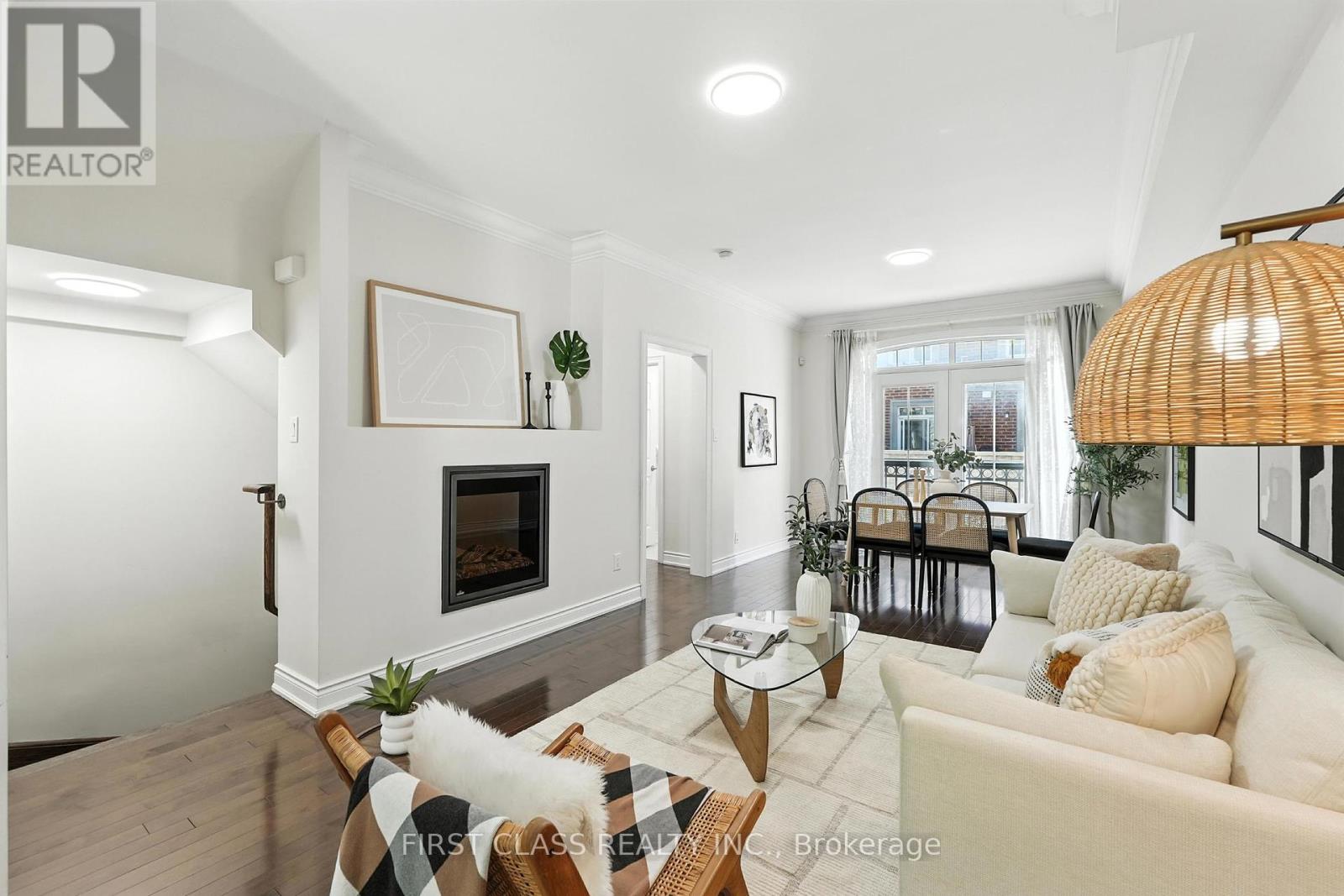 Property at 23 SLINGSBY LANE image 4