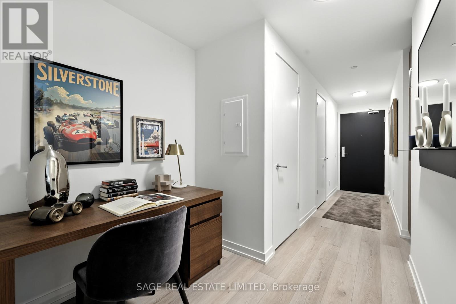 206 - 863 St Clair Avenue W, Toronto, Ontario  M6C 1C4 - Photo 8 - C12302610