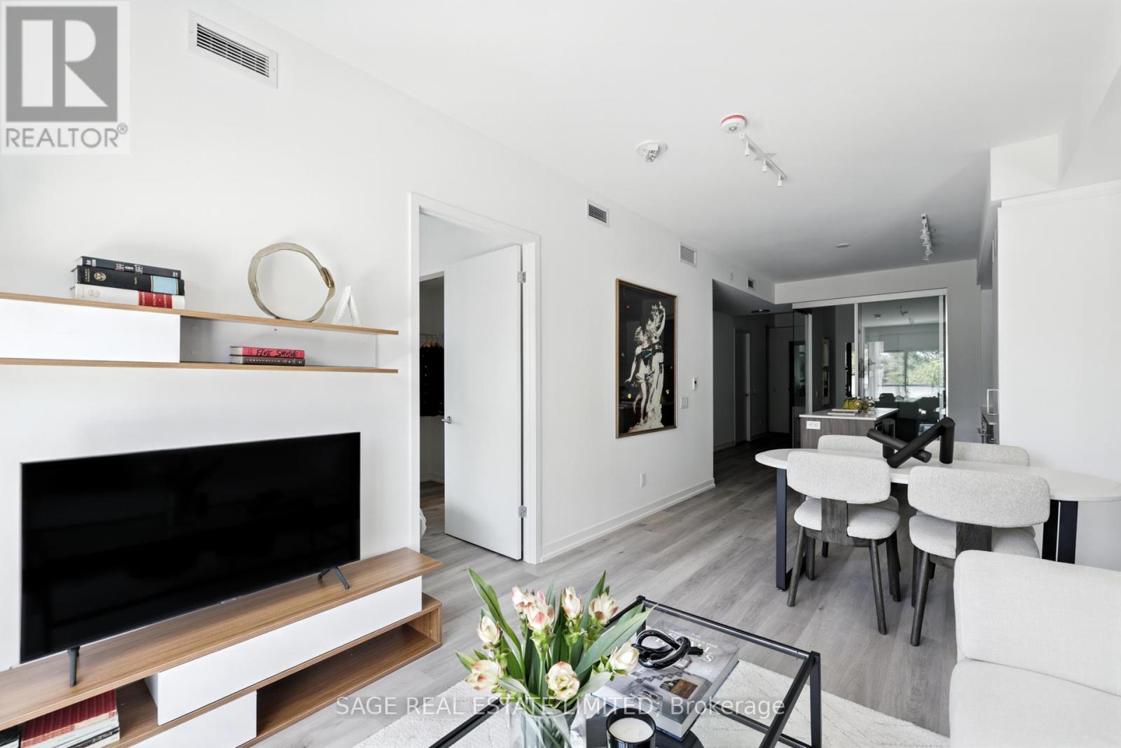 310 - 863 St Clair Avenue W, Toronto, Ontario  M6C 1C4 - Photo 10 - C12302611