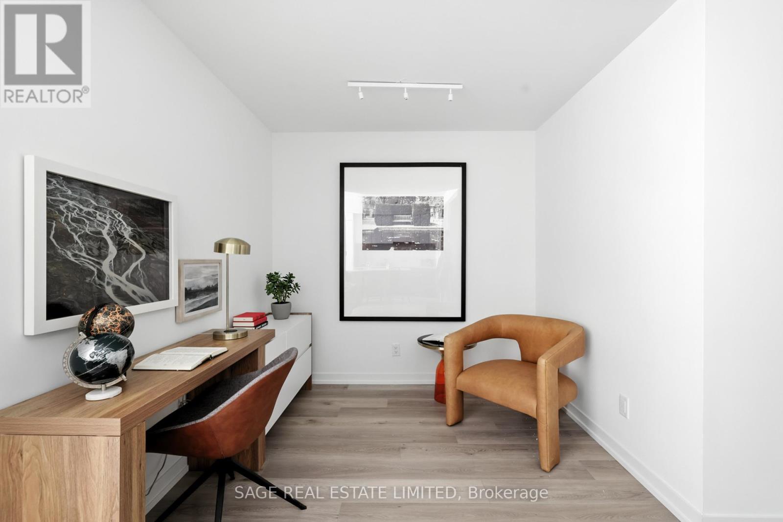 310 - 863 St Clair Avenue W, Toronto, Ontario  M6C 1C4 - Photo 6 - C12302611