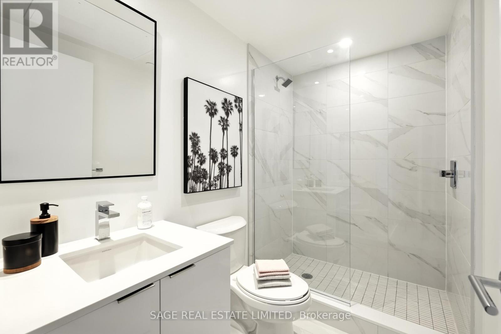 301 - 863 St Clair Avenue W, Toronto, Ontario  M6C 1C4 - Photo 9 - C12302613