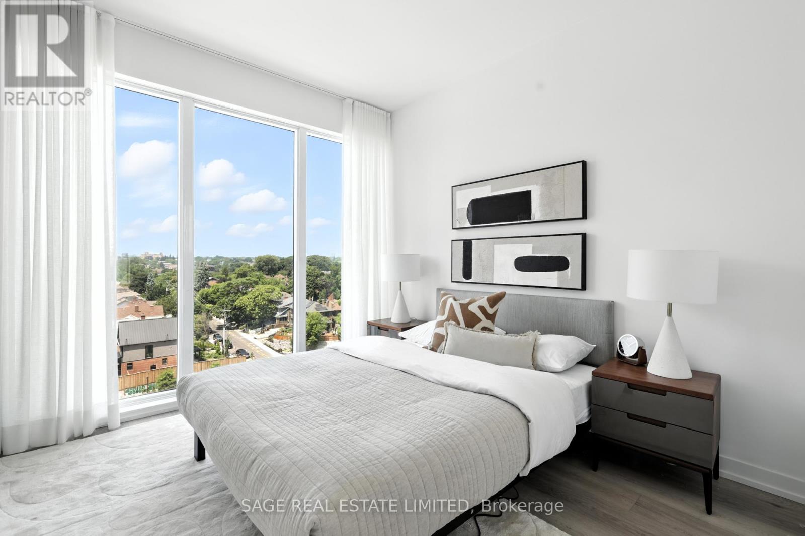 808 - 863 St Clair Avenue W, Toronto, Ontario  M6C 1C4 - Photo 11 - C12302614