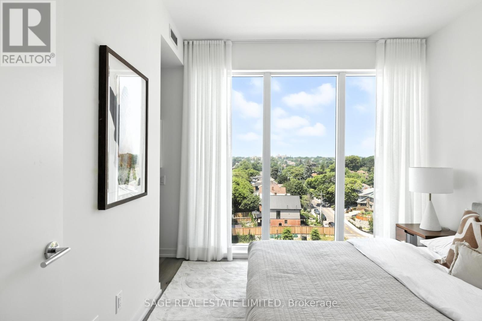 808 - 863 St Clair Avenue W, Toronto, Ontario  M6C 1C4 - Photo 12 - C12302614