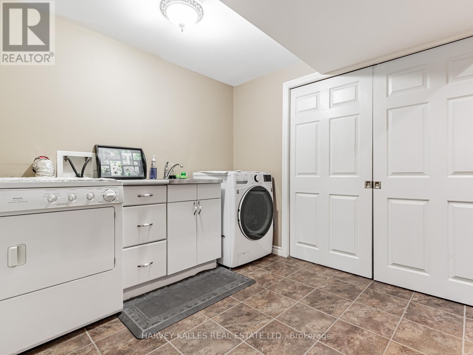 34 Taunton Road W, Oshawa, Ontario  L1G 3T2 - Photo 24 - E12302511
