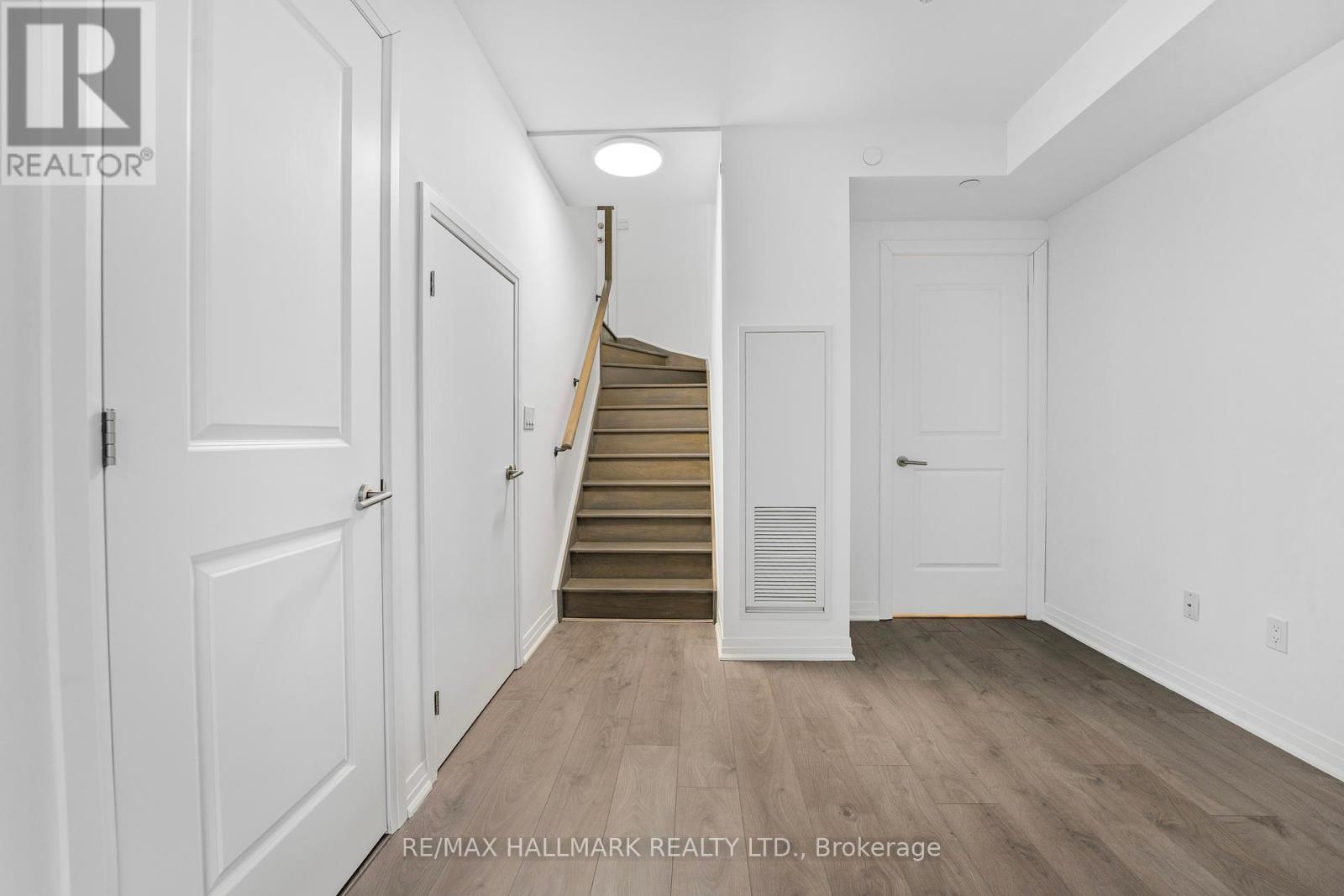 Th 103 - 2301 Danforth Avenue, Toronto, Ontario  M4C 1K5 - Photo 23 - E12302580