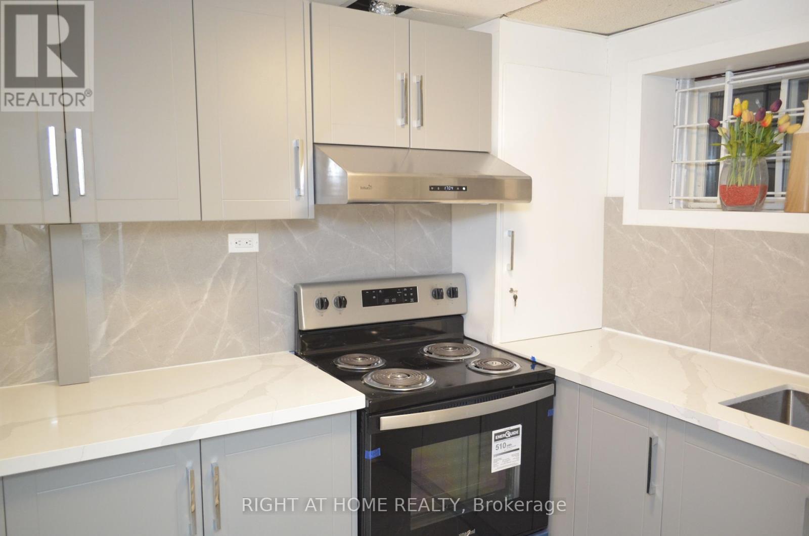 Bsmt - 4 Rovinelli Road, Toronto, Ontario  M1B 4L6 - Photo 7 - E12302668
