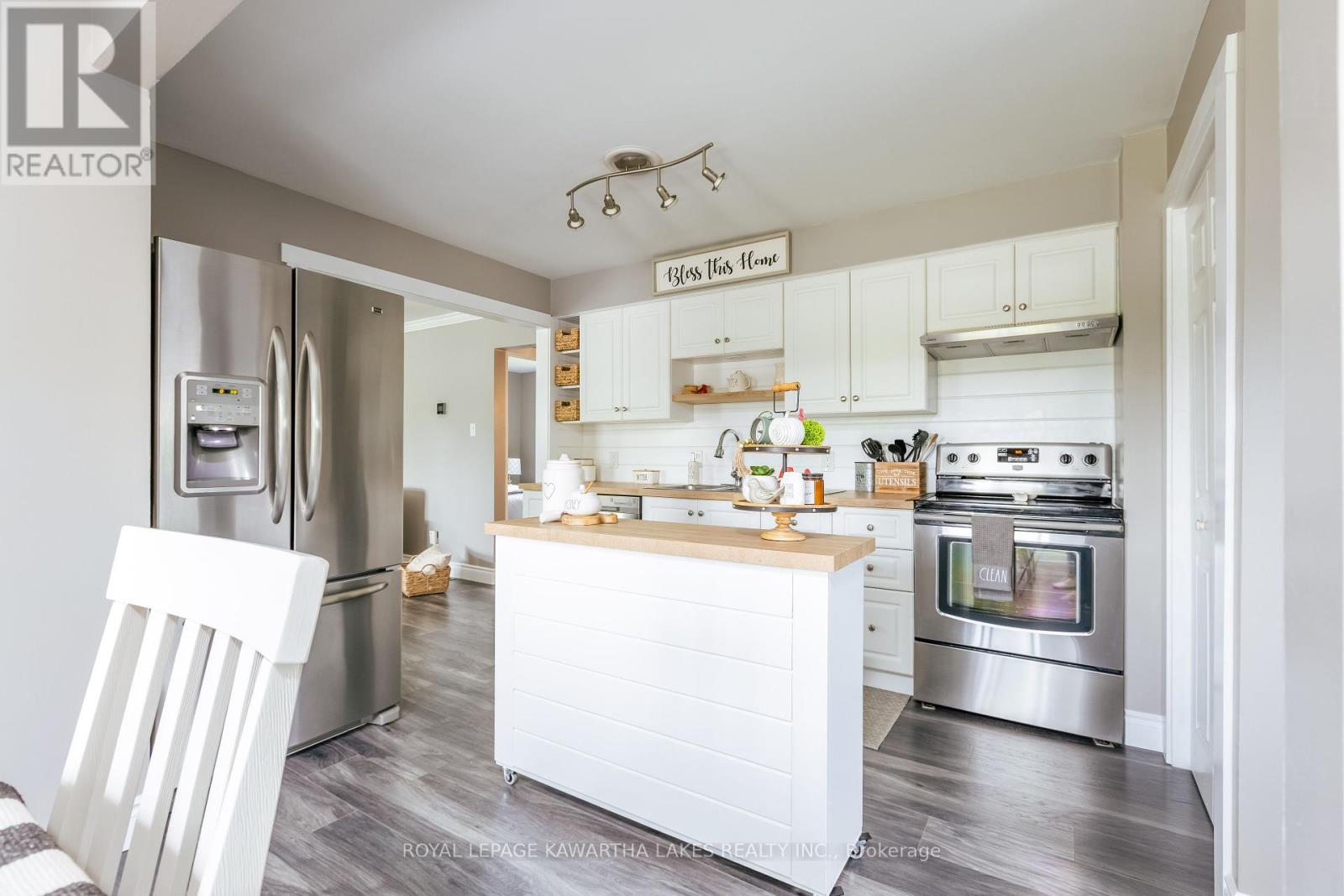 109 Southview Drive, Kawartha Lakes, Ontario  K0M 1G0 - Photo 14 - X12191138