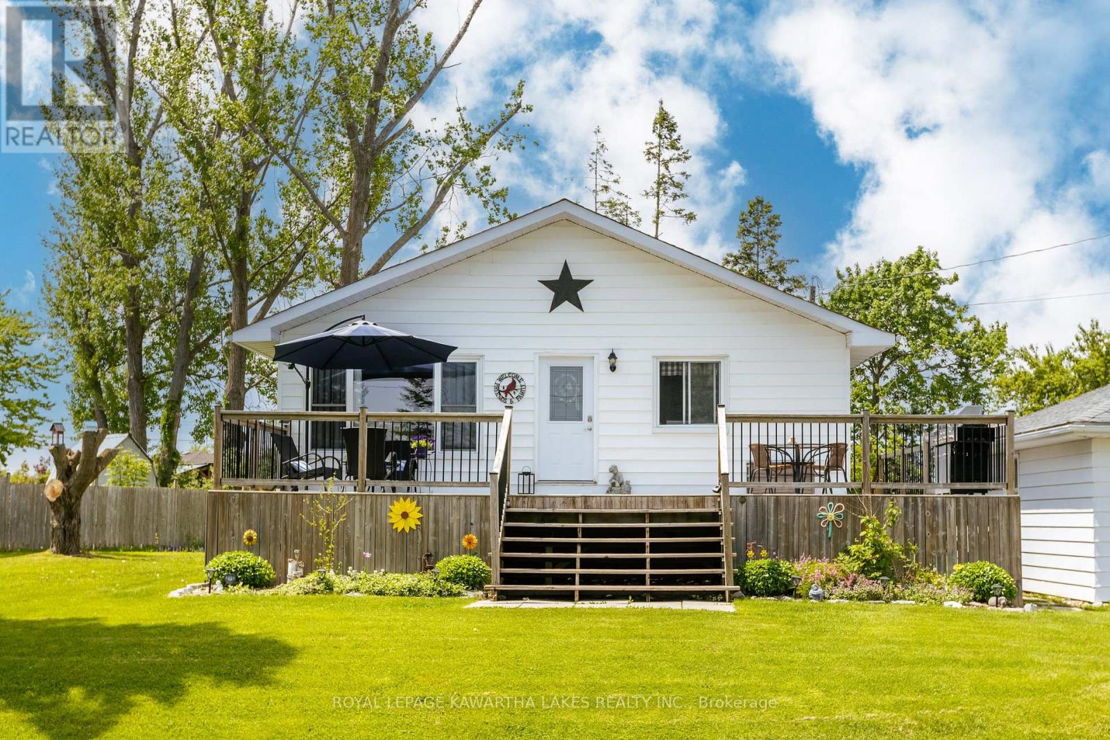 109 Southview Drive, Kawartha Lakes, Ontario  K0M 1G0 - Photo 2 - X12191138