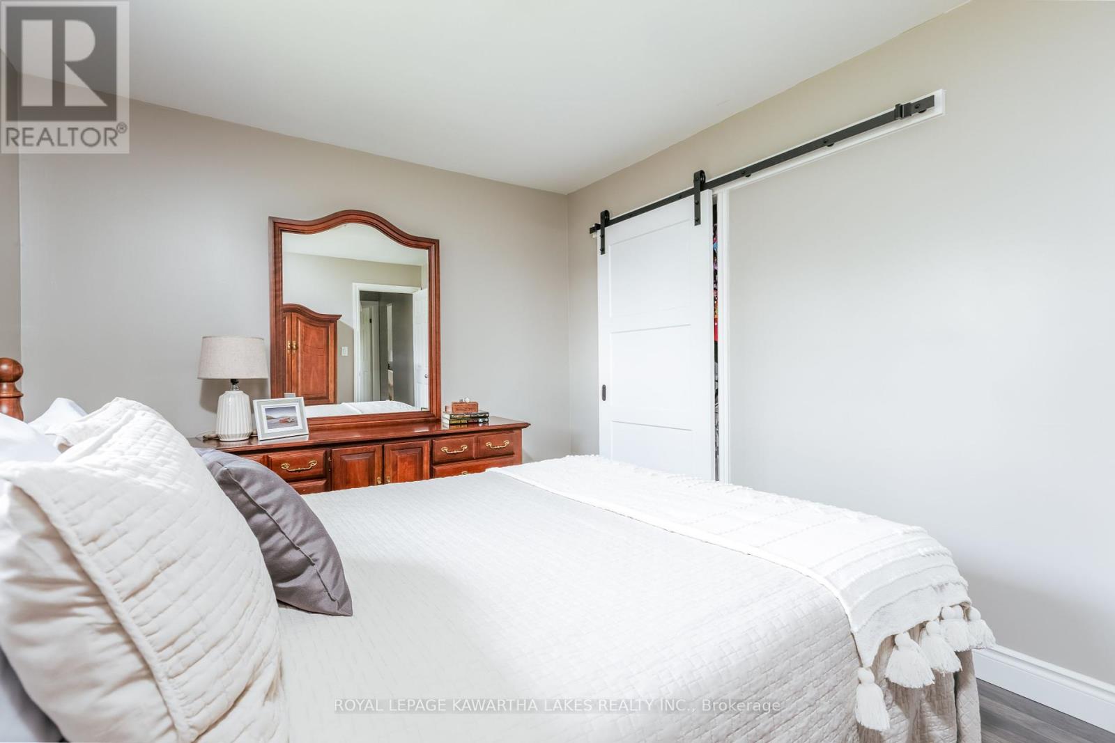 109 Southview Drive, Kawartha Lakes, Ontario  K0M 1G0 - Photo 18 - X12191138