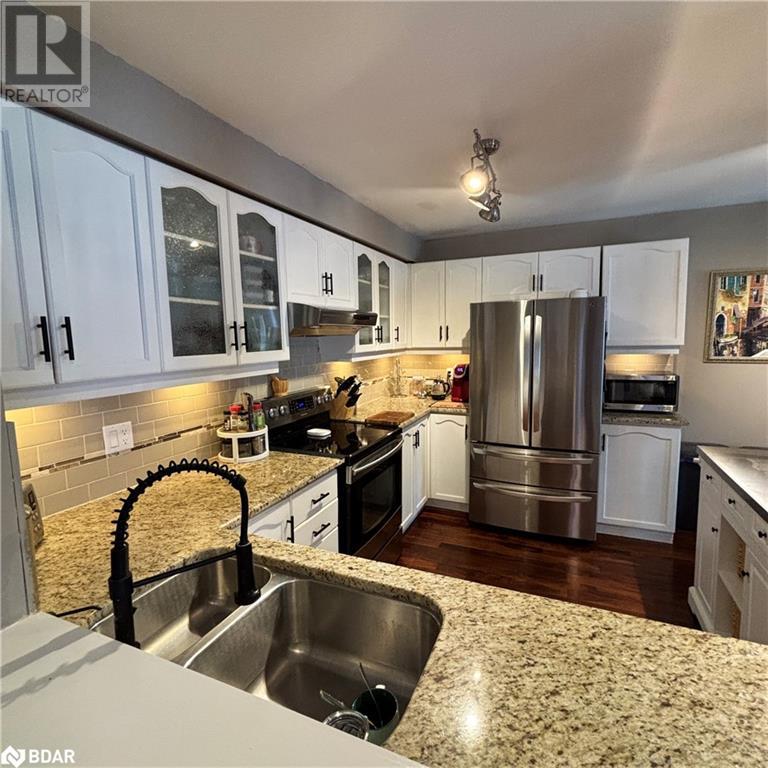 54 Weymouth Road, Barrie, Ontario  L4M 6R8 - Photo 4 - 40753921
