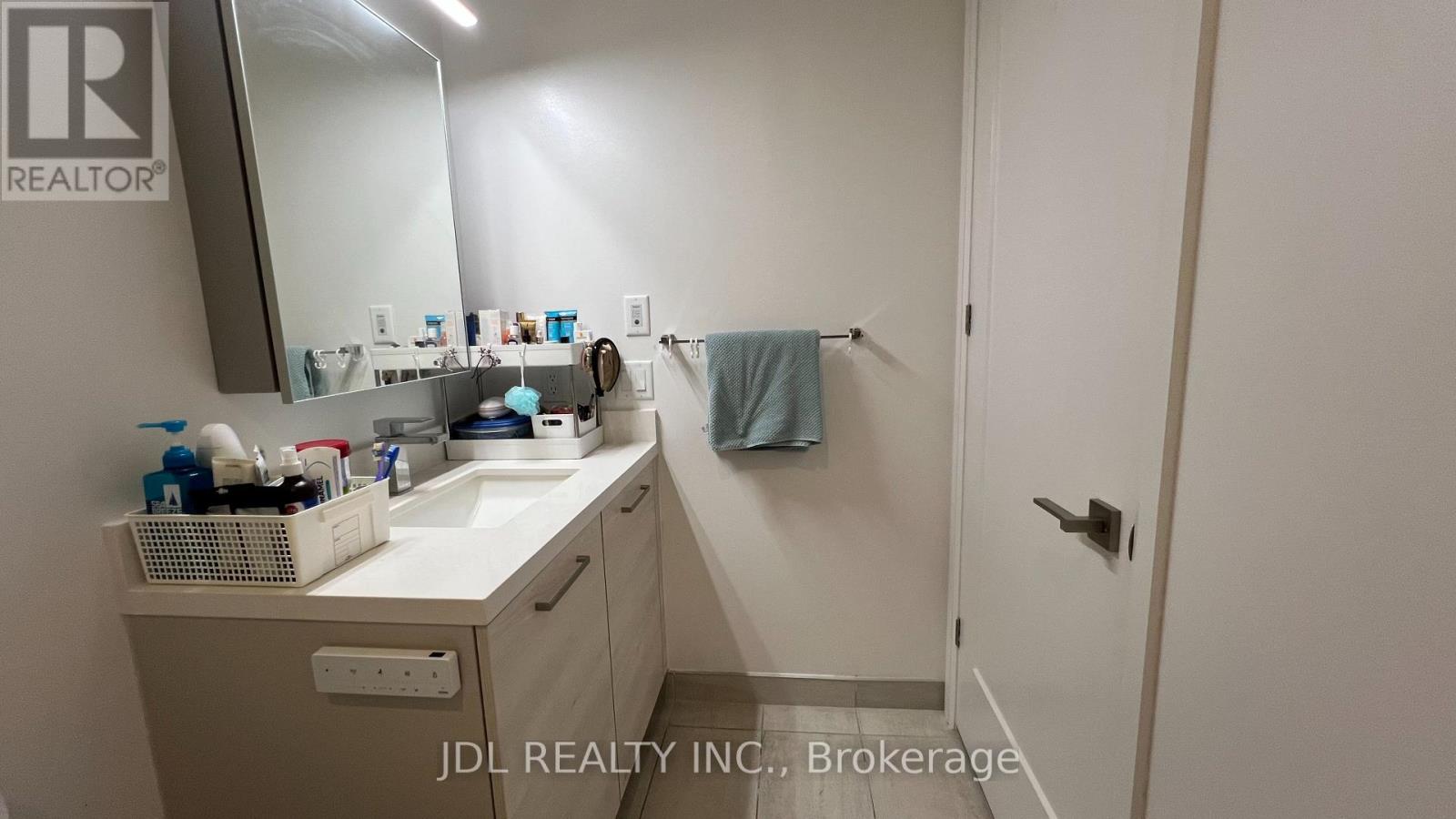 111 - 38 Gandhi Lane, Markham, Ontario  L3T 0G8 - Photo 11 - N12302588