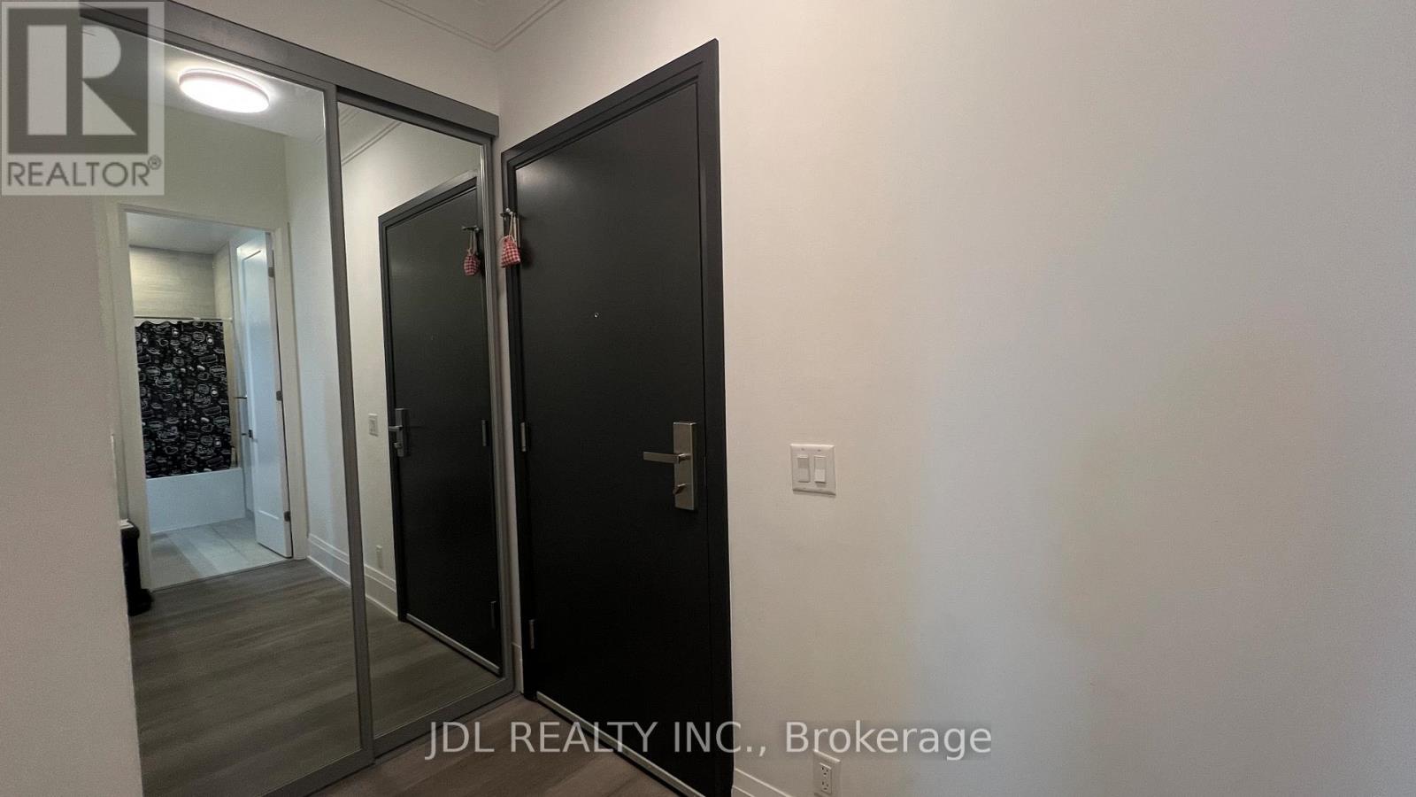 111 - 38 Gandhi Lane, Markham, Ontario  L3T 0G8 - Photo 5 - N12302588