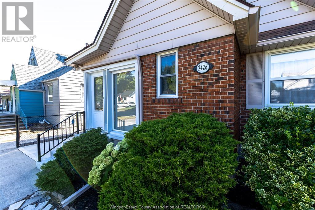 Property at 2426 FRANCOIS image 4