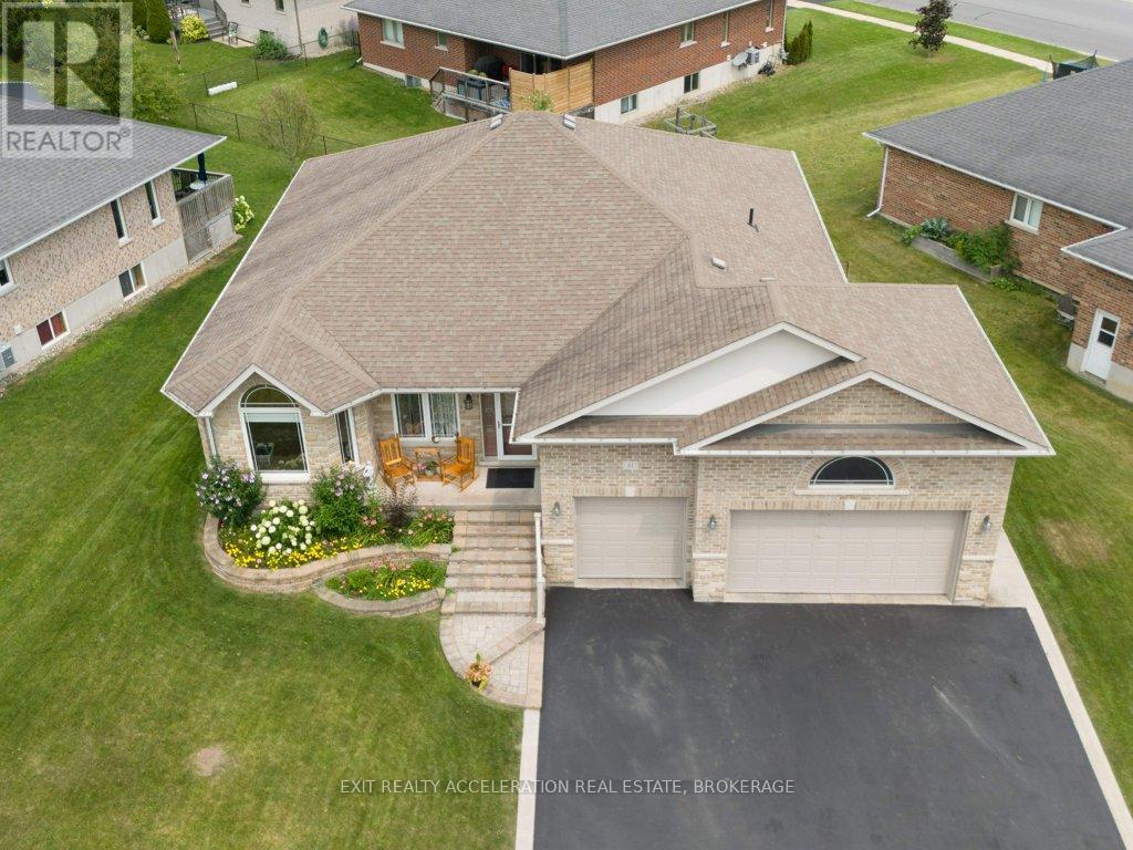 Property at 63 ASHWOOD CRESCENT image 2