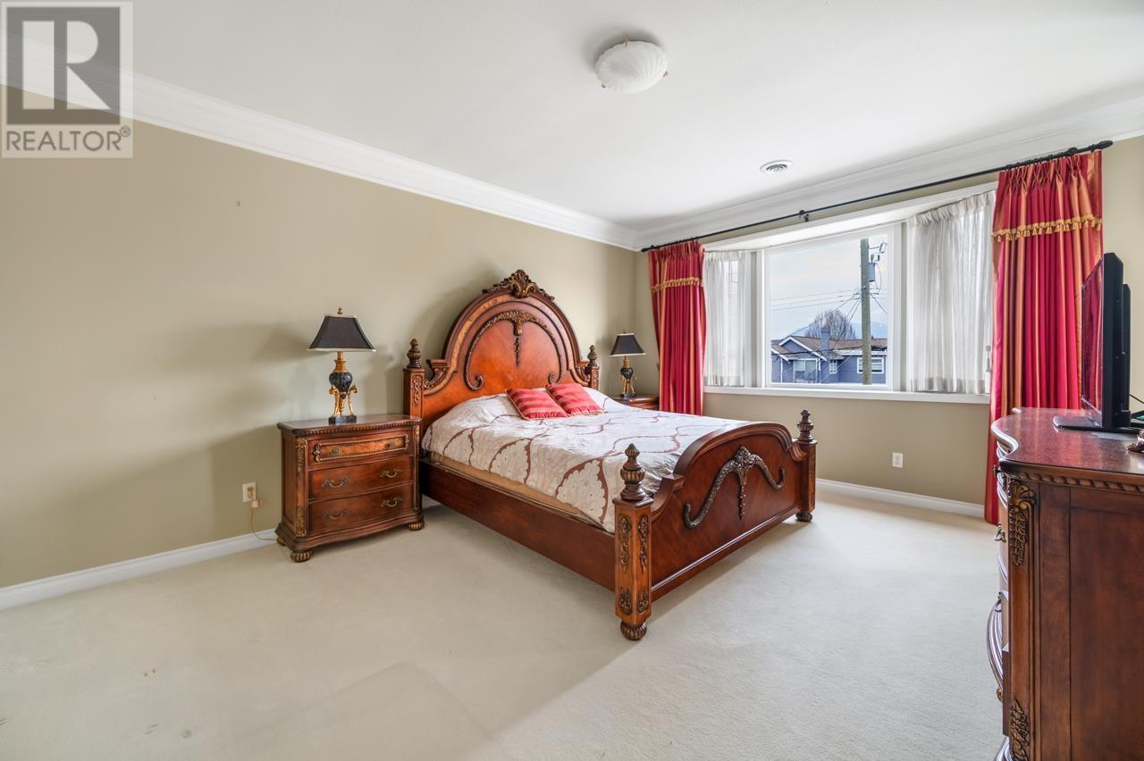 Listing Picture 14 of 29 : 2727 W 24 AVENUE, Vancouver / 溫哥華 - 魯藝地產 Yvonne Lu Group - MLS Medallion Club Member