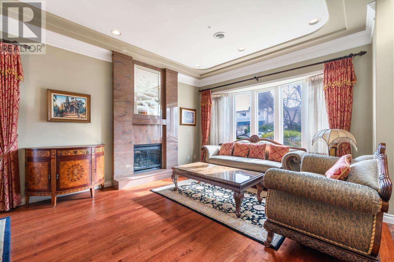 Listing Picture 4 of 29 : 2727 W 24 AVENUE, Vancouver / 溫哥華 - 魯藝地產 Yvonne Lu Group - MLS Medallion Club Member