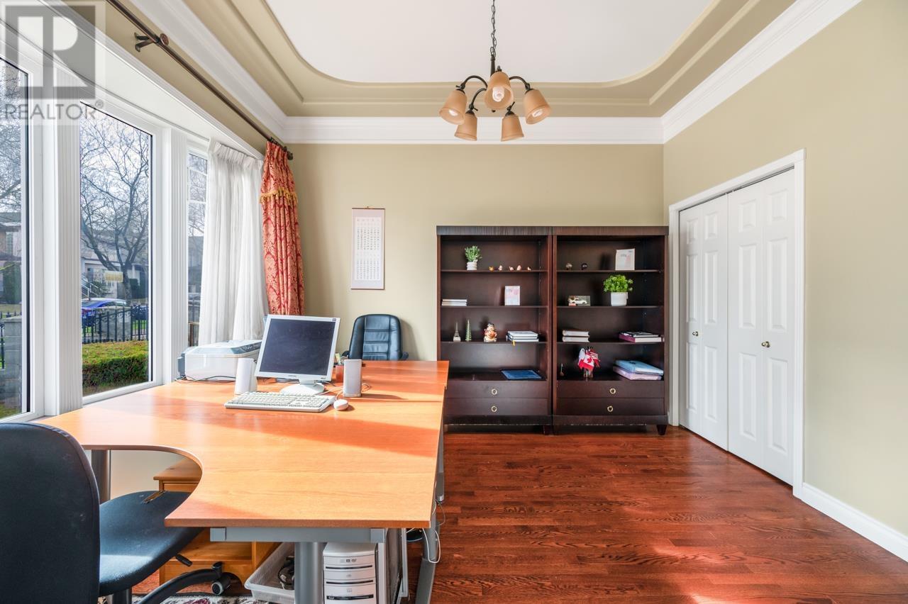 Listing Picture 8 of 29 : 2727 W 24 AVENUE, Vancouver / 溫哥華 - 魯藝地產 Yvonne Lu Group - MLS Medallion Club Member