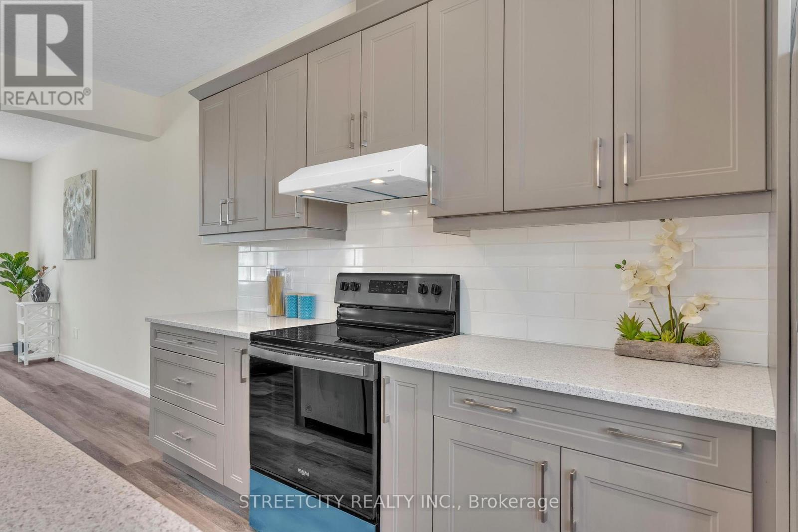 397 Callaway Road, London North, Ontario  N6G 0N8 - Photo 20 - X12302763